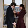 Benjamin Biolay a été fait officier dans l'ordre des Arts et des Lettres le 10 octobre 2012 au ministère de la Culture, à Paris. La ministre Aurélie Filippetti lui a remis la décoration décidée par son prédécesseur Frédéric Mitterrand.