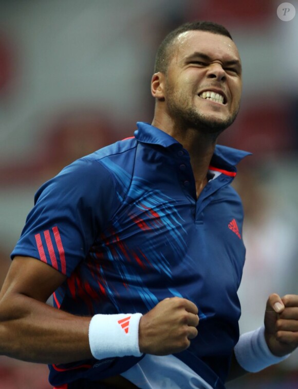 Jo-Wilfried Tsonga lors de sa victoire au premier tour du match face à Denis Istomin lors du tournoi de Pékin le 2 octobre 2012