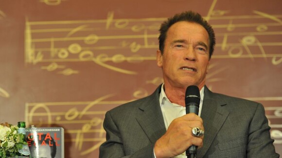 Arnold Schwarzenegger : 'Mon père me frappait régulièrement'