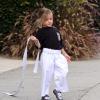 Jennifer Garner va chercher sa fille Seraphina à son cours de karaté. Los Angeles, le 12 octobre 2012.