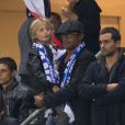 Yannick Noah et son fils Joalukas lors du match de l'équipe de France face à la Biélorussie le 11 septembre 2012 à Saint-Denis au Stade de France