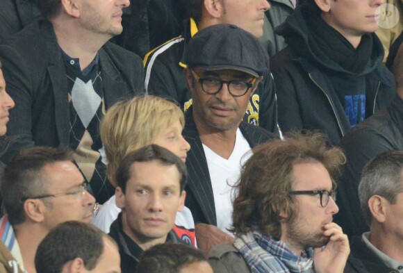 Yannick Noah et son fils Joalukas lors du match du PSG face au Dynamo Kiev le 18 septembre 2012 au Parc des Princes à Paris