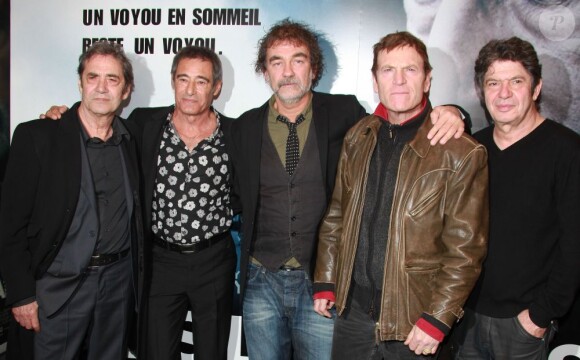 Daniel Duval, Gerard Lanvin, Olivier Marchal, Tchéky Karyo et Lionel Astier à la première du film Les Lyonnais à Paris, le 27 novembre 2011.