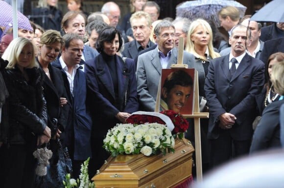Michèle Torr, Jeane Manson, Fabien Lecoeuvre et Denise Fabre lors des obsèques de Frank Alamo en l'église de St-Germain-des-Pres à Paris, le 18 octobre 2012 2012.