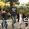 La superbe Heidi Klum, son amoureux et ses enfants, Leni, Henry, Johan et Lou se rendent au musée à Los Angeles, le 21 octobre 2012
