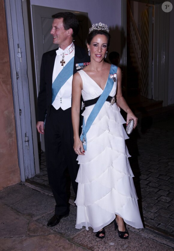 Le prince Joachim et la princesse Marie de Danemark à leur arrivée à Fredensborg pour le dîner officiel en l'honneur du couple présidentiel slovaque, le 23 octobre 2012.