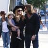 Rachel Zoe et son mari Rodger Berman, avec leur fils Skyler font une virée shopping à Los Angeles le 29 octobre 2012.