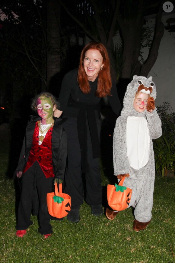 Marcia Cross et ses filles Eden et Savannah pour Halloween.