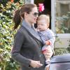 Jennifer Garner et le petit Samuel à Brentwood le 2 novembre 2012