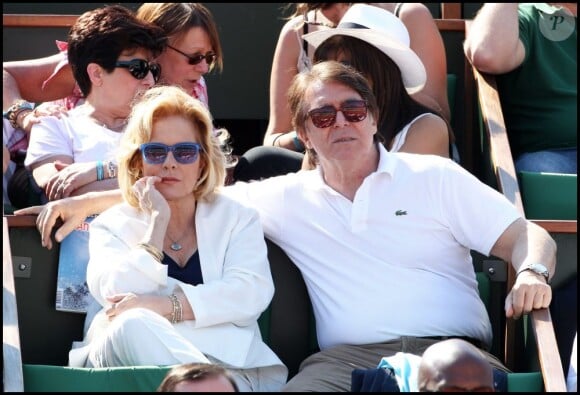 Sylvie Vartan et son mari Tony Scotti à Roland Garros le 1er juin 2011.