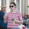 Jennifer Garner et ses filles Violet et Seraphina s'offrent une glace entre filles, à Los Angeles, le 5 novembre 2012