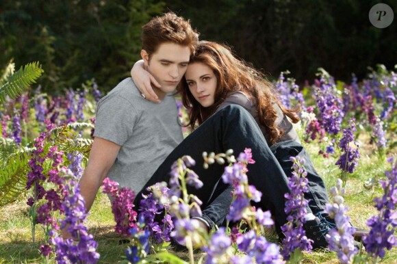 Kristen Stewart et Robert Pattinson dans Twilight 5