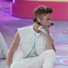 Justin Bieber, envoûté par les courbes d'un mannequin de Victoria's Secret, se rince l'oeil. New York, le 7 novembre 2012.