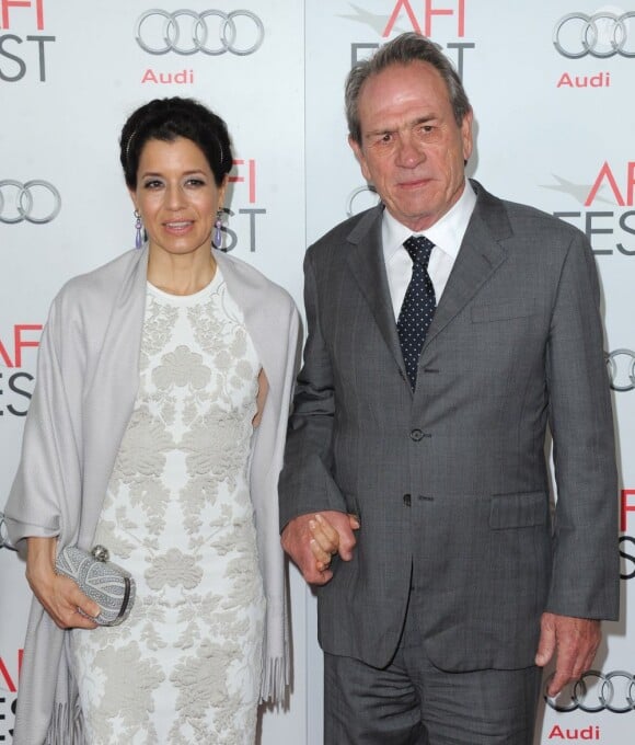 Tommy Lee Jones et sa femme Dawn Jones lors de la projection du film Lincoln, dans le cadre du festival de l'AFI à Los Angeles le 8 novembre 2012