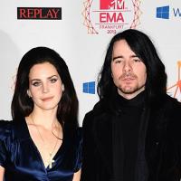 MTV EMA 2012 : Lana Del Rey toujours glamour avec son amoureux rockeur