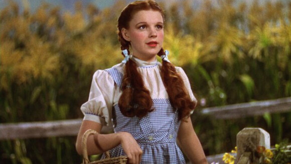Le Magicien d'Oz : 480 000 dollars pour la robe de Judy Garland aux enchères