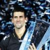 Le Serbe Novak Djokovic remporte le Masters de Londres face à Roger Federer, le 12 novembre 2012.