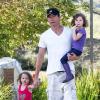 Jerry O'Connell et ses enfants le 7 mai 2012 à Los Angeles.