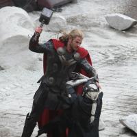 Thor 2 : Premières images de Chris Hemsworth face au terrible Malekith