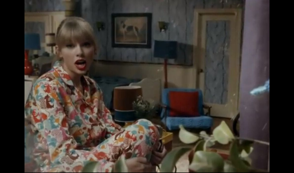 Vidéo : We Are Never Ever Getting Back Together de Taylor Swift ...