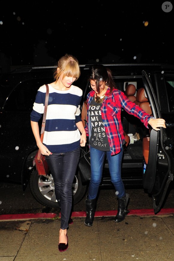 Selena Gomez et Taylor Swift à Los Angeles, le 17 novembre 2012.