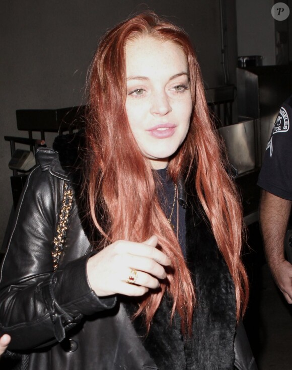 Lindsay Lohan fait son arrivée à l'aéroport de Los Angeles le 19 novembre 2012.