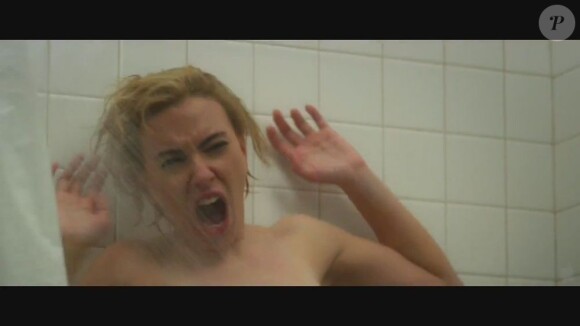 Scarlett Johansson rejoue la scène culte du film Psychose pour le biopic Hitchcock.