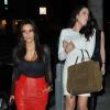 Kim Kardashian et sa petite soeur Khloé Kardashian quittent le restaurant Crustacean à Beverly Hills. Los Angeles, le 21 novembre 2012.