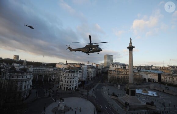 Trafalgar Square vidé de ses habitants pour le tournage d'All You Need is Kill à Londres, le 25 novembre 2012.