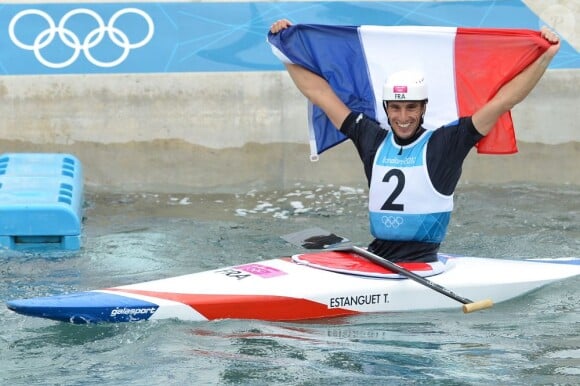 Tony Estanguet le 31 juillet 2012 après avoir décroché l'or olympique lors des JO de Londres, sa troisième médaille olympique
