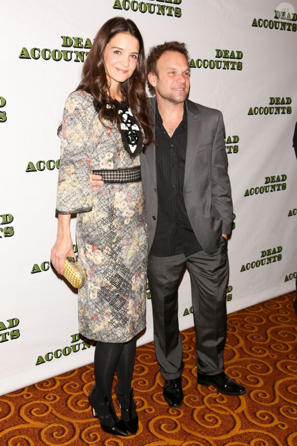 Katie Holmes et son partenaire de jeu Norbert Leo Butz à l'after-party de leur pièce Dead Accounts jouée sur Broadway à New York. Le 29 novembre 2012