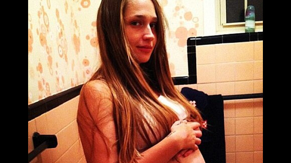 Jemima Kirke (Girls) : Un mois après ses photos enceinte et topless, bébé est né