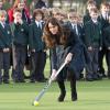 La duchesse de Cambridge, Kate Middleton lors d'une visite à St Andrew's le 30 novembre 2012