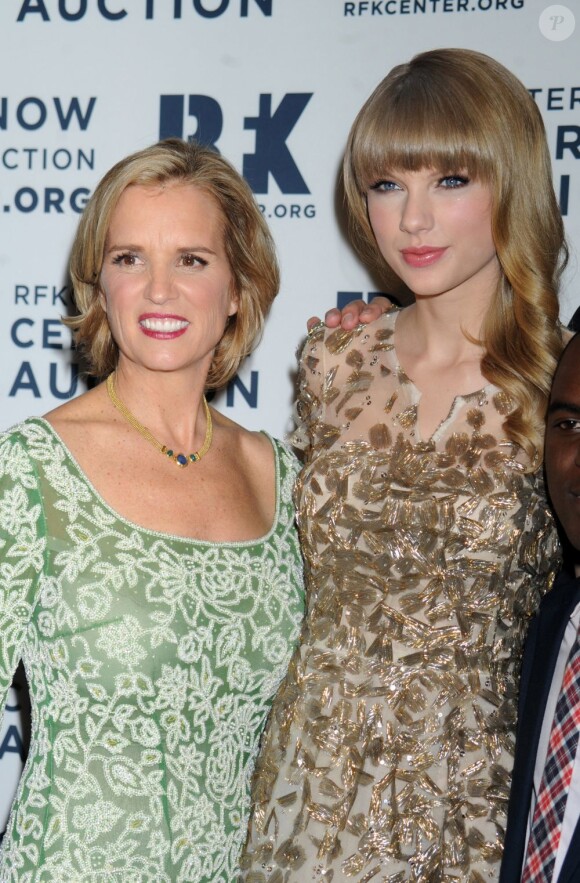 Kerry Kennedy et Taylor Swift à la soirée des Ripple of Hope Awards, le 3 décembre 2012 à New York.