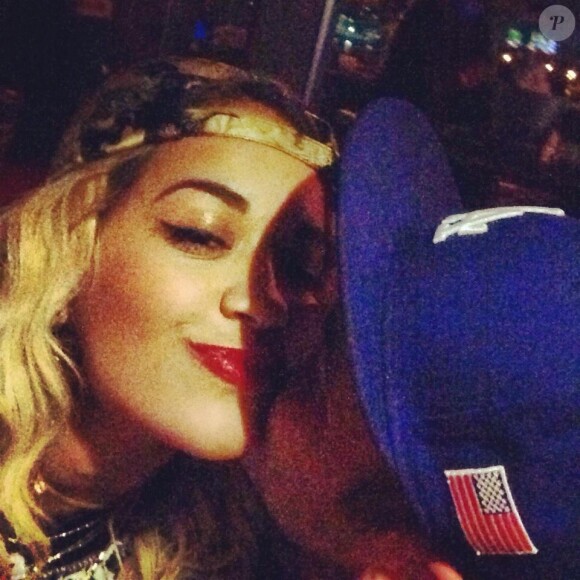 Les amoureux Rita Ora et Robert Kardashian ont dévoilé leur amour sur Twitter et Instagram