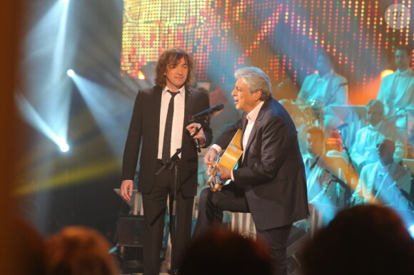Cali et Enrico Macias participent à l'enregistrement de l'émission 'Les Années bonheur' le 6 Novembre 2012 et qui sera diffusée le 5 janvier 2013.