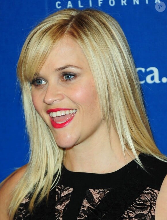 Sublime Reese Witherspoon pour sa première apparition sur tapis rouge lors des 22ème Beat The Odds Awards pour le Children's Defense Fund, à Los Angeles, le 6 décembre 2012.