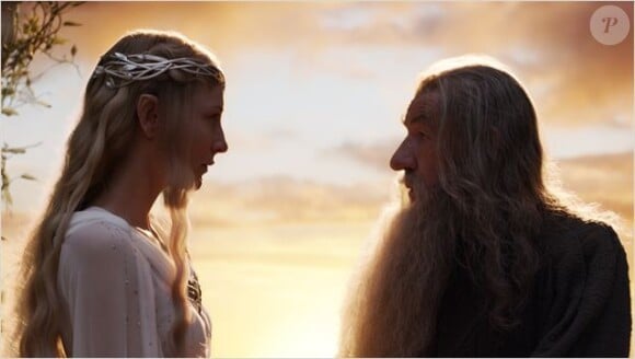 Cate Blanchett (Galadriel) face à Ian McKellen (Gandalf), déjà présents au casting du Seigneur des Anneaux.