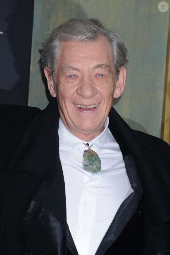 Sir Ian McKellen lors de l'avant-première du Hobbit : un voyage inattendu, à New York le 6 décembre 2012