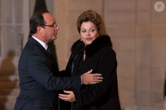 François Hollande et la présidente du Brésil Dilma Rousseff à L'Elysée, le 11 décembre 2012.