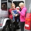 Hilary Duff et son fils Luca font du shopping à West Hollywood, le 12 decembre 2012.