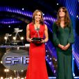 Jessica Ennis avec Kate Middleton lors de la soirée BBC Sports Personality Of The Year 2012 à Londres le 16 décembre 2012. La championne olympique a battu la soeur de la duchesse pour le titre du postérieur de l'année.
