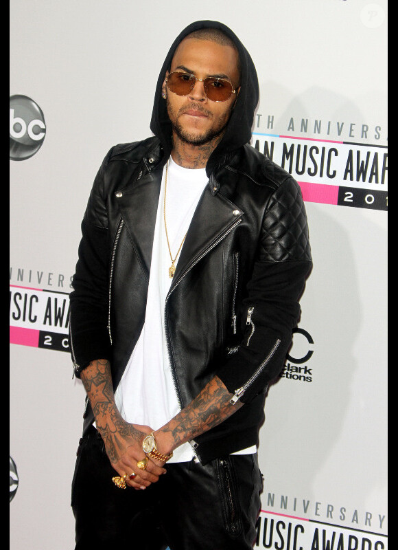 Chris Brown à la cérémonie annuelle des 40e American Music Awards à Los Angeles, le 18 novembre 2012.