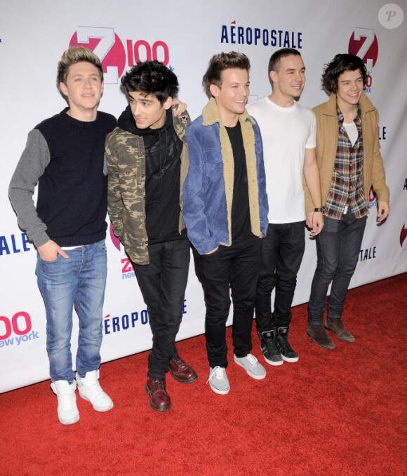 Les One Direction à la soirée Z100's Jingle Ball 2012 au Madison Square Garden à New York, le 7 decembre 2012.