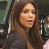 Dans cet extrait de l'émission Kim and Kourtney Take Miami Kim, Khloé et Kourtney Kardashian visitent leur boutique D-A-S-H à Miami. Le 16 septembre 2012.