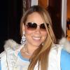 Mariah Carey, tout sourire à l'entrée d'une boutique de bijoux lors de sa séance shopping à Aspen, le 20 décembre 2012.