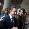Nicolas Sarkozy et sa femme Carla sont allés voter le 10 juin 2012 à Paris.