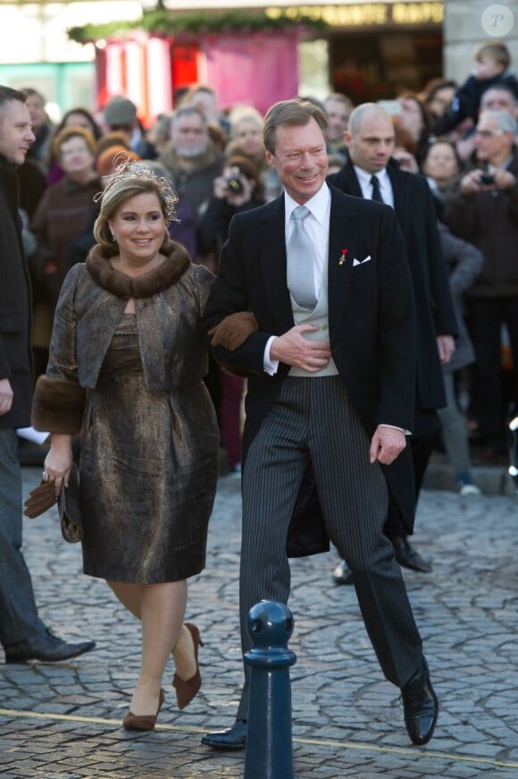 Le grand-duc Henri de Luxembourg et sa femme la grande-duchesse Maria Teresa. Mariage religieux de l'archiduc d'Autriche Christoph de Habsbourg-Lorraine et d'Adélaïde Drapé-Frisch, le 29 décembre 2012 à Nancy, en la basilique Saint-Epvre, suivi d'une réception à l'Hôtel de Ville, place Stanislas.