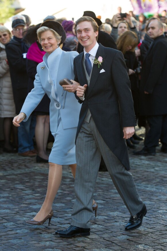 La princesse Marie-Astrid arrivant au bras de son fils l'archiduc Christoph, le marié. Mariage religieux de l'archiduc d'Autriche Christoph de Habsbourg-Lorraine et d'Adélaïde Drapé-Frisch, le 29 décembre 2012 à Nancy, en la basilique Saint-Epvre, suivi d'une réception à l'Hôtel de Ville, place Stanislas.