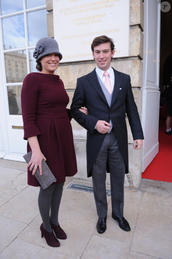 La princesse Alexandra et le prince Sébastien de Luxembourg arrivant à l'Hôtel de Ville de Nancy pour la réception du mariage religieux de Christoph de Habsbourg-Lorraine et Adélaïde Drapé-Frisch célébré le 29 décembre 2012 à Nancy, en la basilique Saint-Epvre.